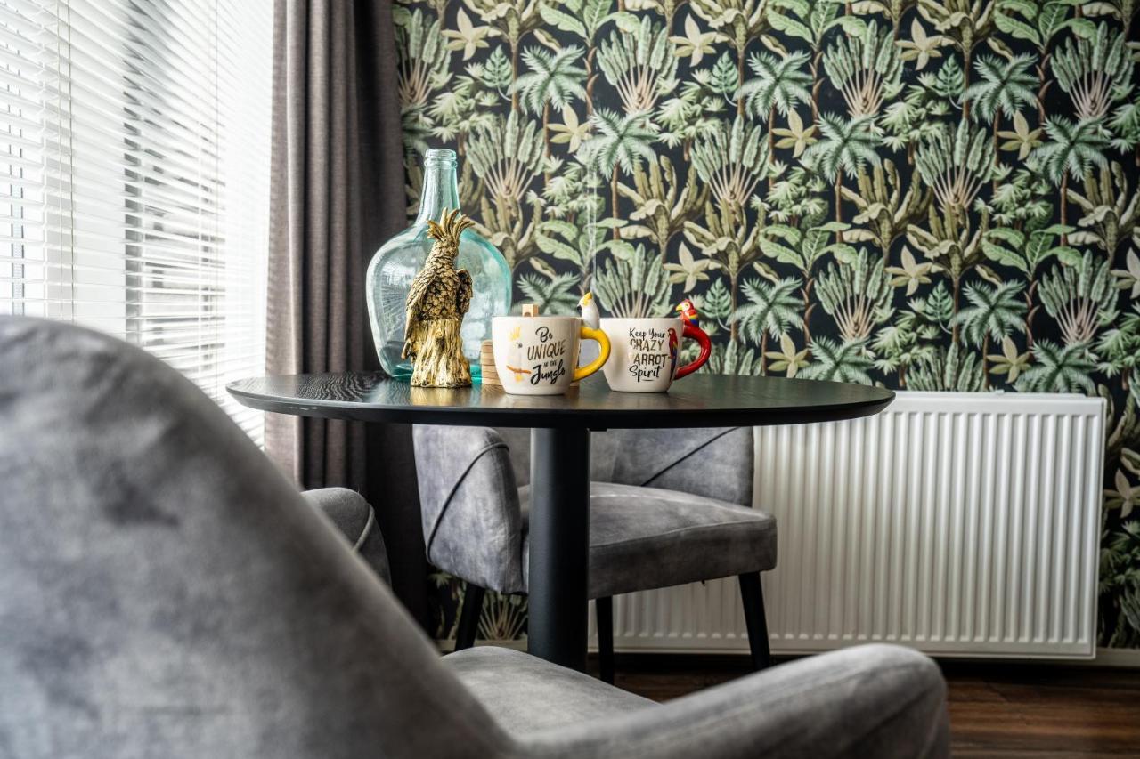 The Lion King - 6 Person Linked Apartment With Roof Terrace Groninga Exterior foto