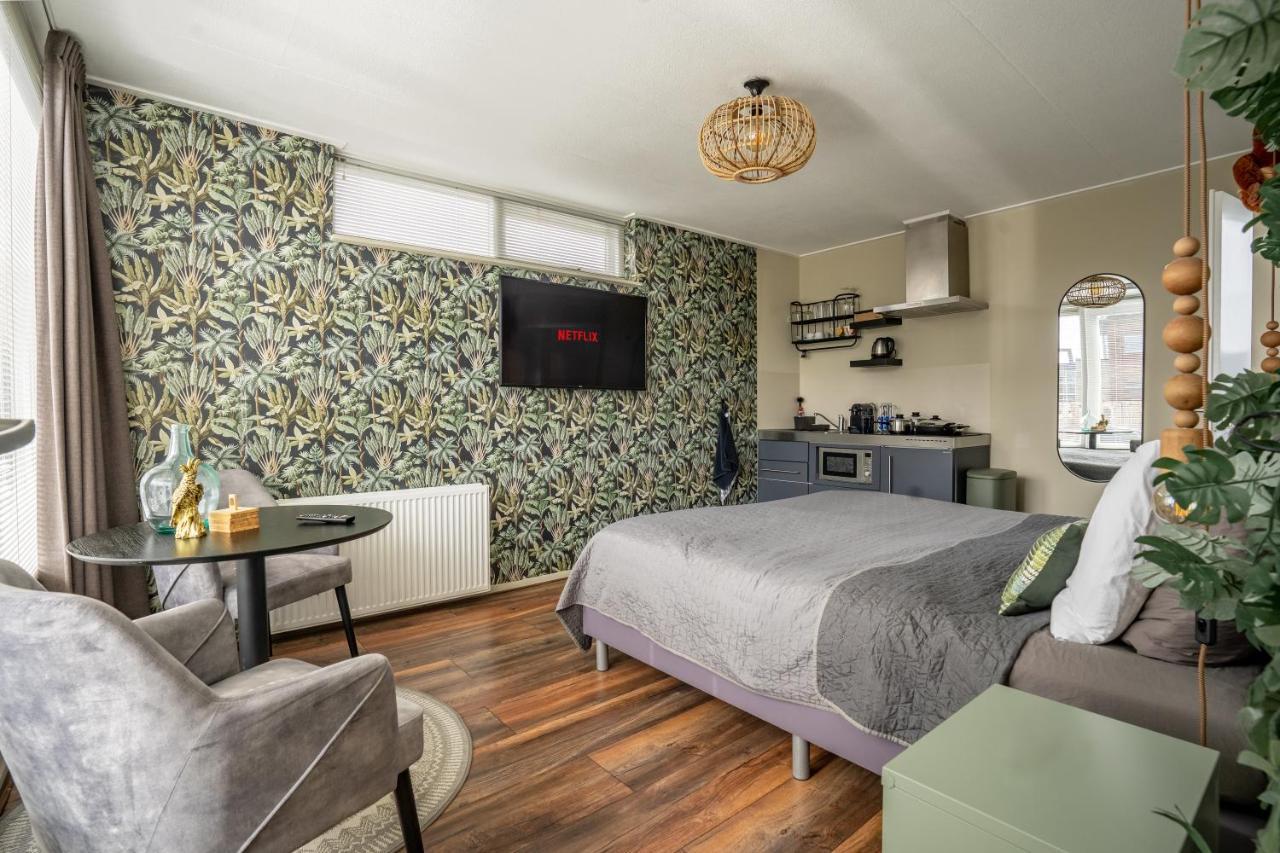 The Lion King - 6 Person Linked Apartment With Roof Terrace Groninga Exterior foto