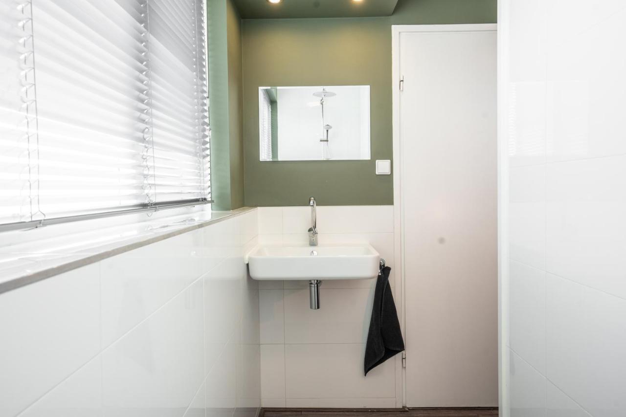 The Lion King - 6 Person Linked Apartment With Roof Terrace Groninga Exterior foto