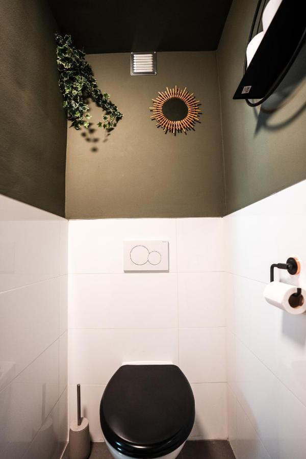 The Lion King - 6 Person Linked Apartment With Roof Terrace Groninga Exterior foto