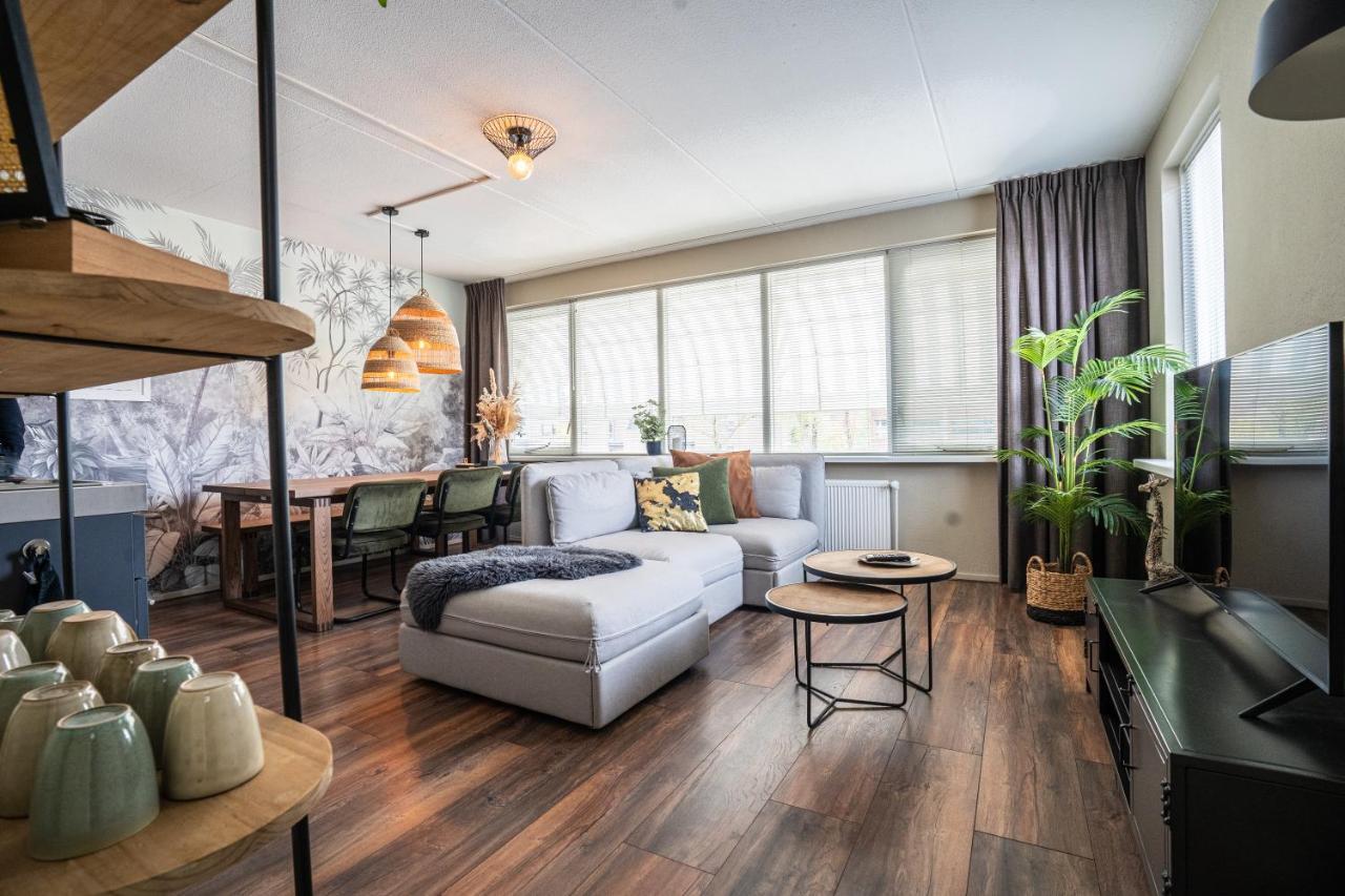 The Lion King - 6 Person Linked Apartment With Roof Terrace Groninga Exterior foto